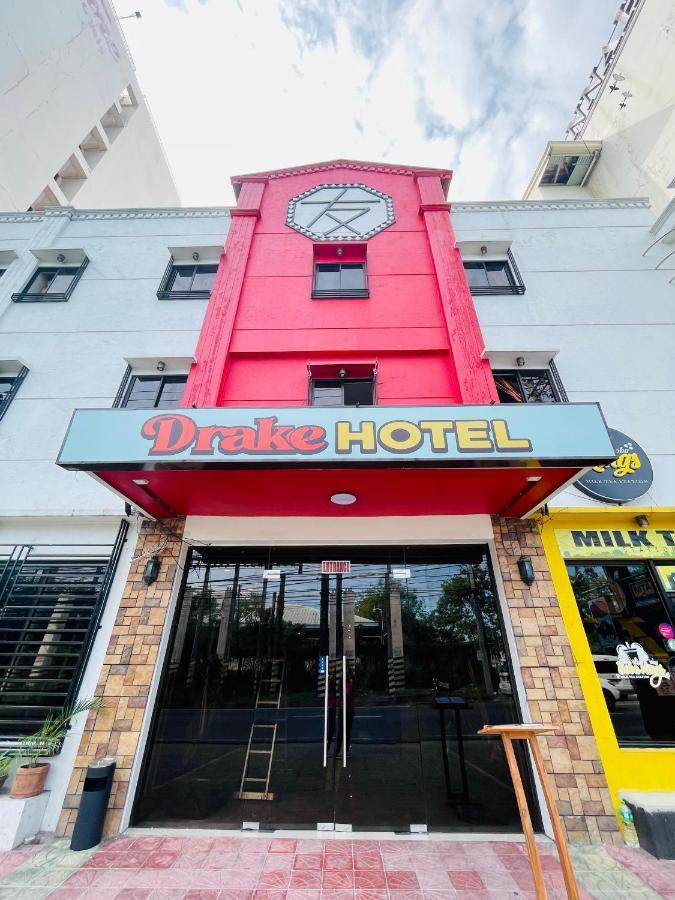 Drake Hotel Angeles City Exterior photo